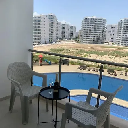 Apartment New Studio In Park Trikomo